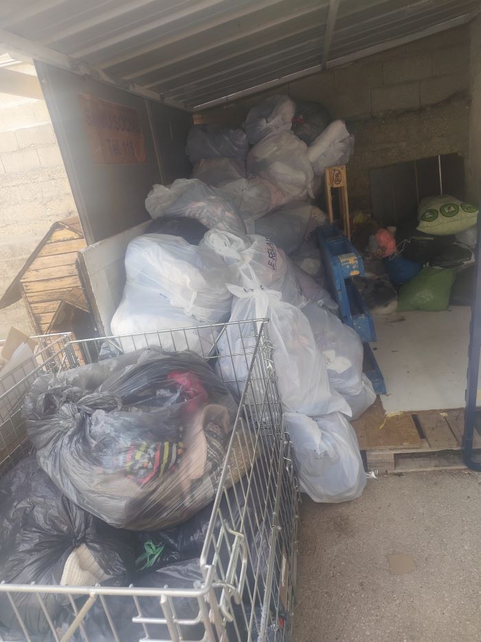 2025 07 18 (Saturation des vestiboutiques) (5) R