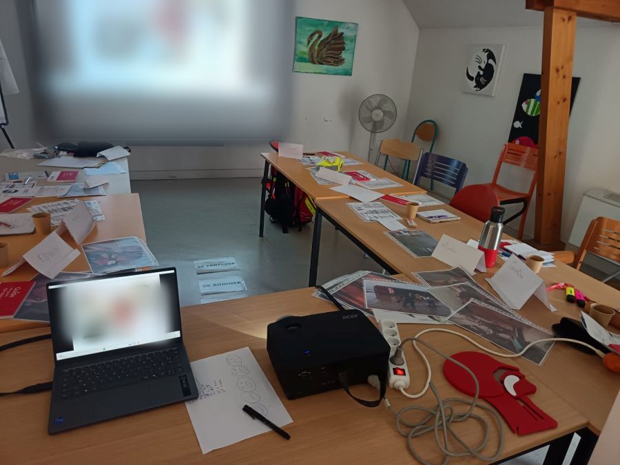 2025 10 03 (PSC Sens)