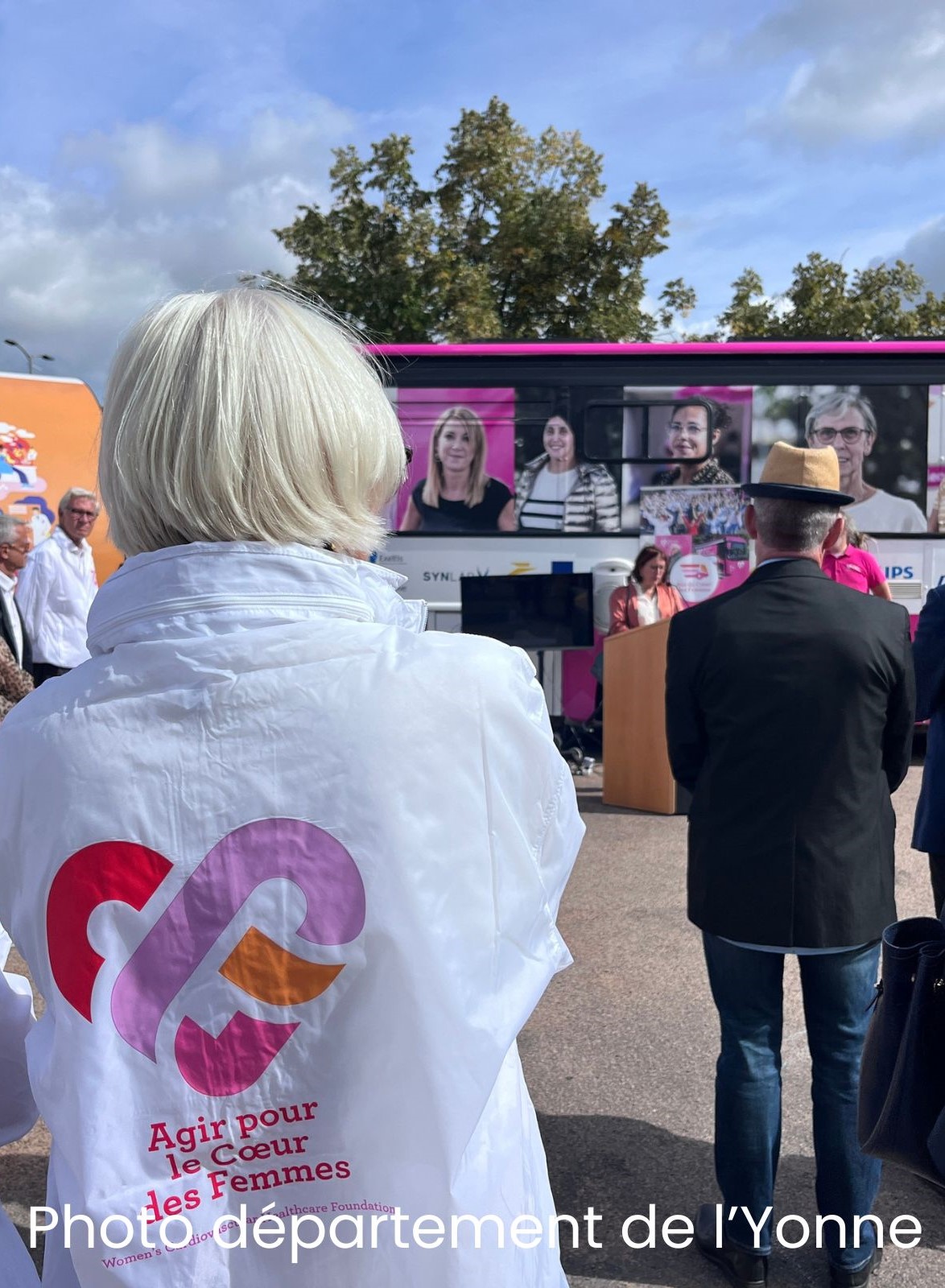Photo département de l’Yonne  Bus du cœur des femmes