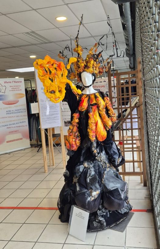 2025 11 15 (Galerie éphémère R) (1)