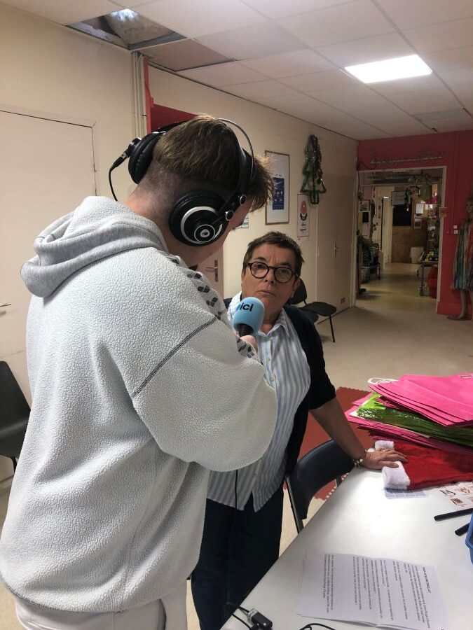 2025 12 06 (Jocelyne Graillot) Boites de Noël